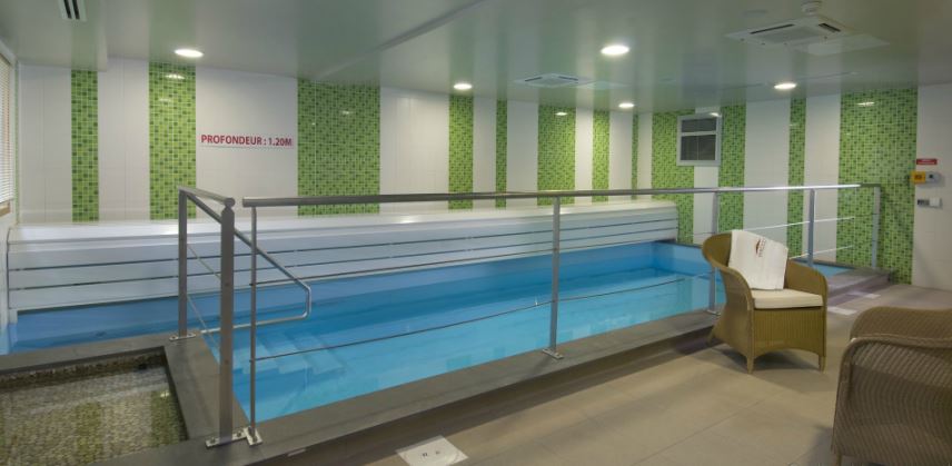  : Résidence Services Seniors DOMITYS Les Jardins des Reverdy - Piscine